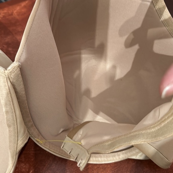 CACIQUE 44H Women Bra Plus Size Underwire Tan 4 Row Hooks New - Picture 9 of 9